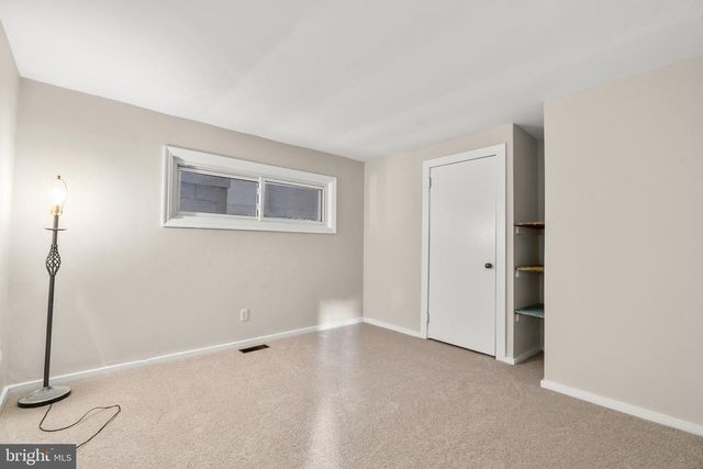 223 RUTH AVE, Maple Shade, NJ 08052