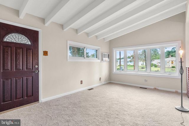 223 RUTH AVE, Maple Shade, NJ 08052