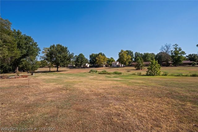 2508 Crosshill Road, Fort Smith, AR 72908
