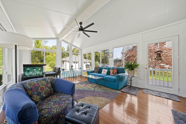 19 Hayward Ave, Brockton, MA 02301