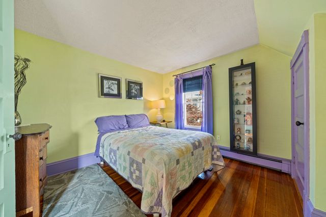 19 Hayward Ave, Brockton, MA 02301