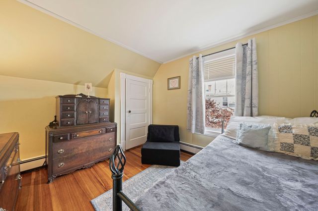19 Hayward Ave, Brockton, MA 02301