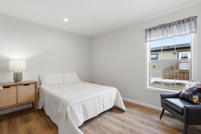 1661.123 E PHILADELPHIA, Rapid City, SD 57701