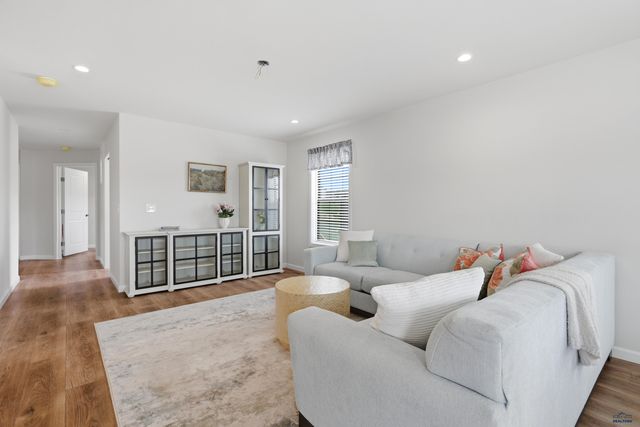 1661.123 E PHILADELPHIA, Rapid City, SD 57701