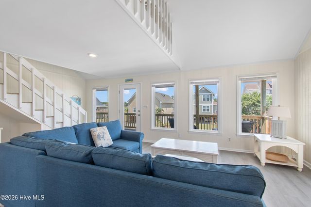 305 Sand Dune Lane, Supply, NC 28462