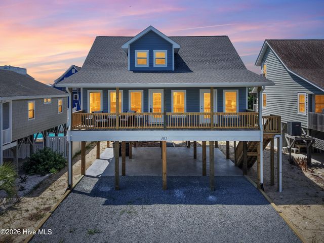 305 Sand Dune Lane, Supply, NC 28462