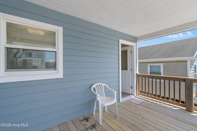 305 Sand Dune Lane, Supply, NC 28462