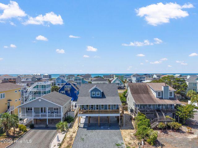 305 Sand Dune Lane, Supply, NC 28462