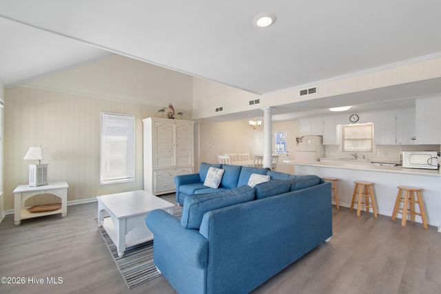 305 Sand Dune Lane, Supply, NC 28462