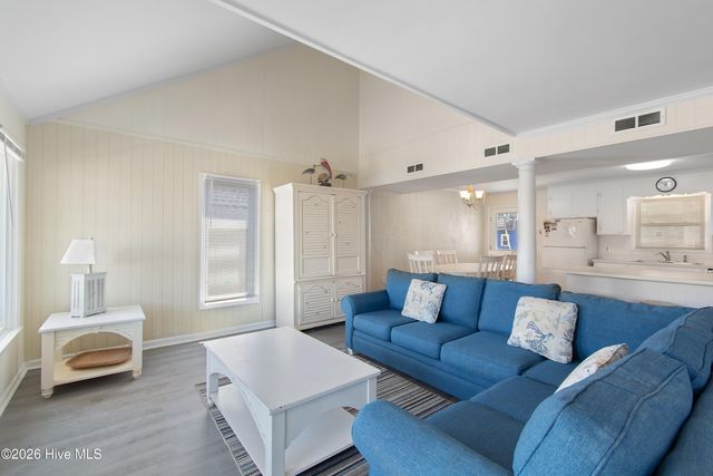 305 Sand Dune Lane, Supply, NC 28462