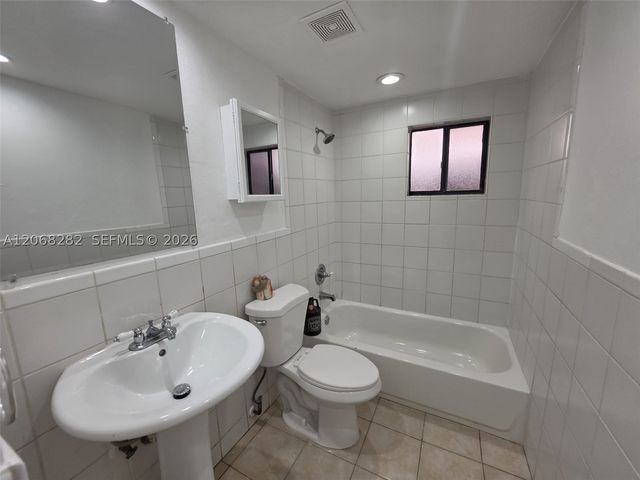 8400 SW 133rd Ave Rd 208, Miami, FL 33183