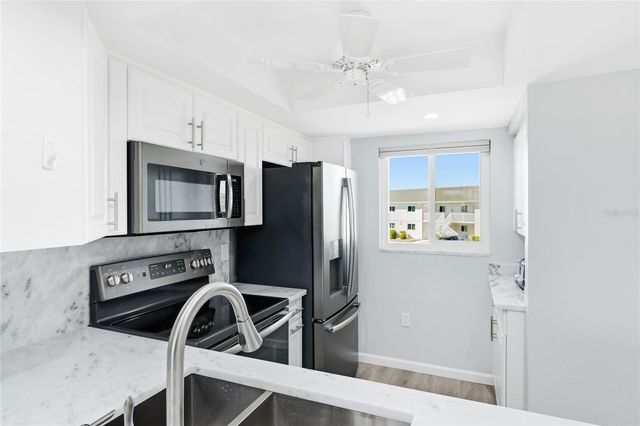 12538 SW KINGSWAY CIRCLE 605, Lake Suzy, FL 34269