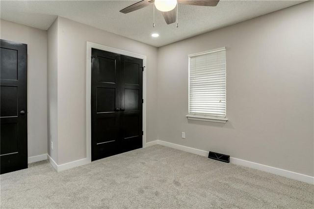 6906 Brownridge Drive, Shawnee, KS 66218