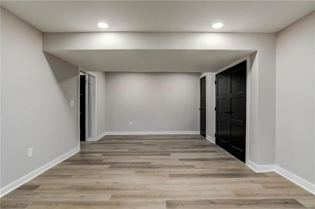 6906 Brownridge Drive, Shawnee, KS 66218