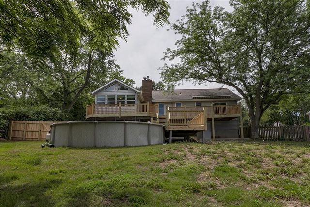 6906 Brownridge Drive, Shawnee, KS 66218