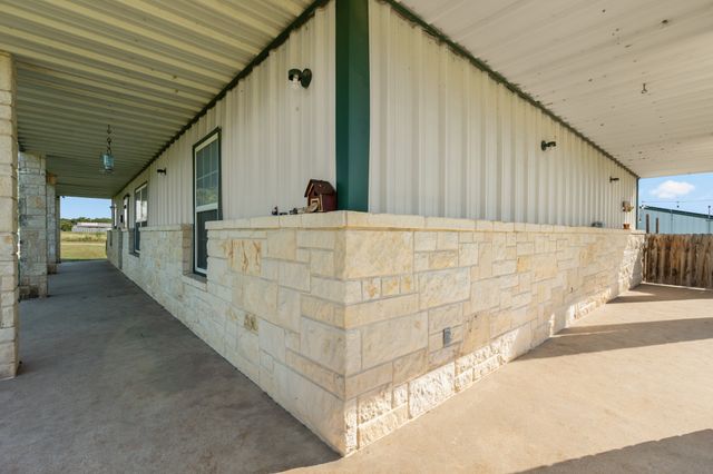 6338 Fm 933, Blum, TX 76627