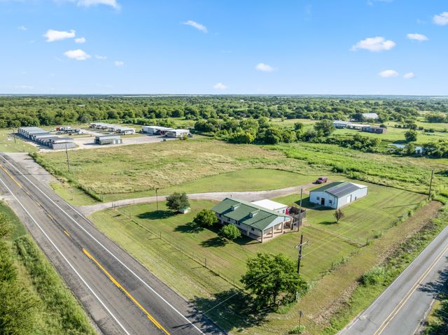 6338 Fm 933, Blum, TX 76627