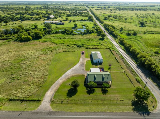 6338 Fm 933, Blum, TX 76627