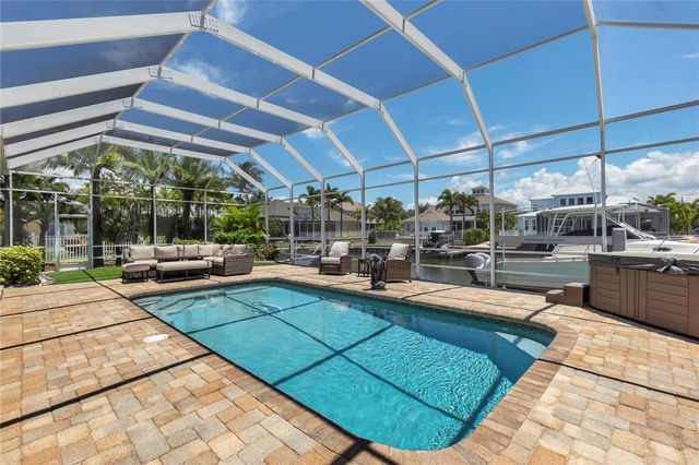 5727 SEA TROUT PLACE, Apollo Beach, FL 33572