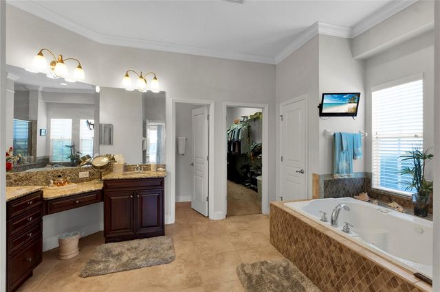 5727 SEA TROUT PLACE, Apollo Beach, FL 33572
