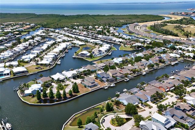 5727 SEA TROUT PLACE, Apollo Beach, FL 33572