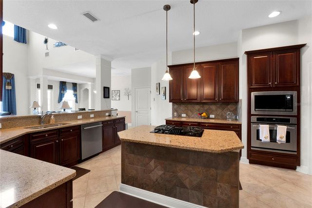 5727 SEA TROUT PLACE, Apollo Beach, FL 33572
