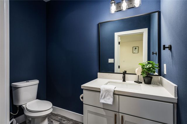 924 Melody Lane, Crystal Beach, TX 77650