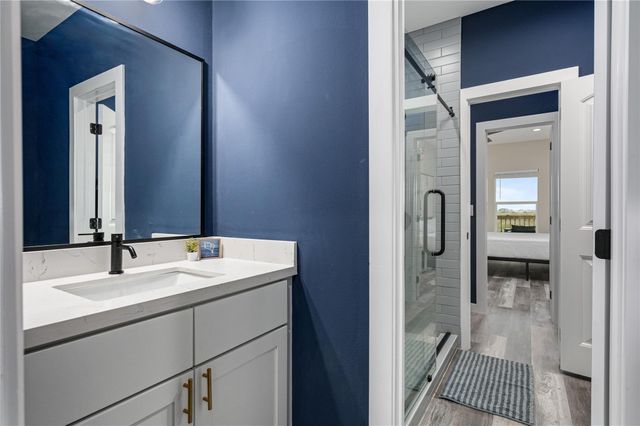 924 Melody Lane, Crystal Beach, TX 77650