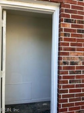 3860 Schooner TRL, Chesapeake, VA 23323