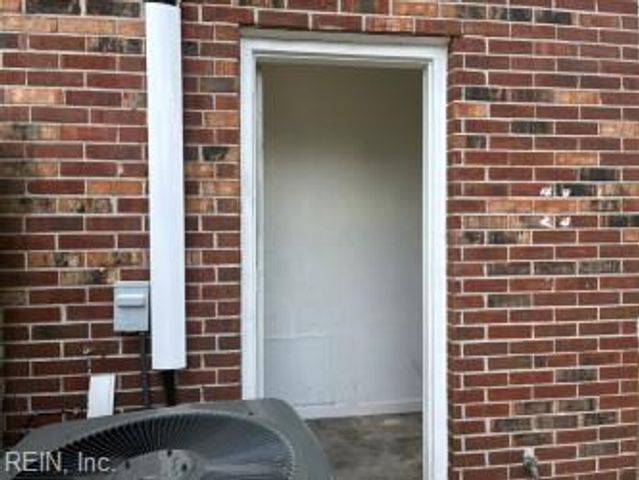 3860 Schooner TRL, Chesapeake, VA 23323