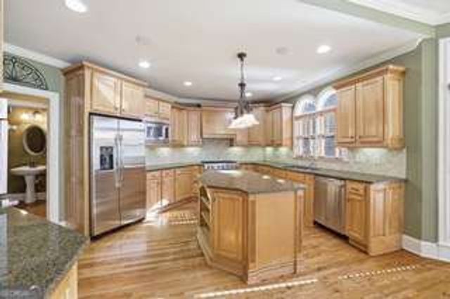 4842 Rushing Rock Way, Marietta, GA 30066