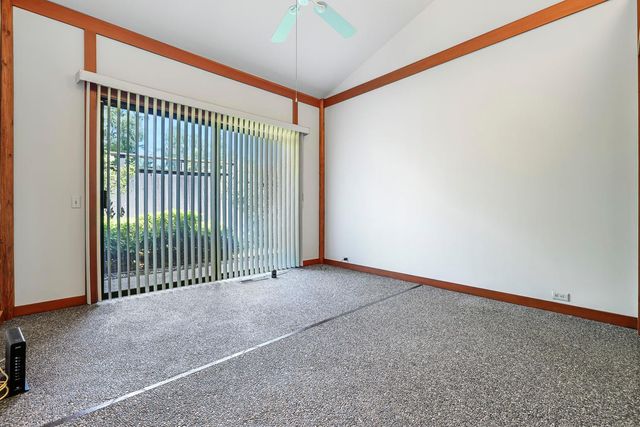 4550 N College Avenue, Fresno, CA 93704