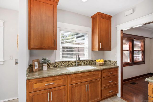 3575 33rd St., San Diego, CA 92104