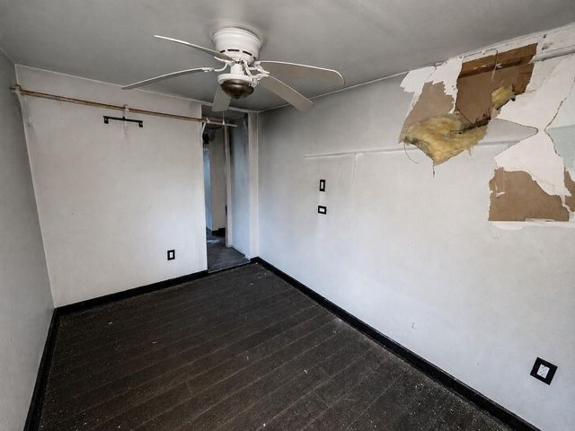 613 E Wilkins Street, Angleton, TX 77515