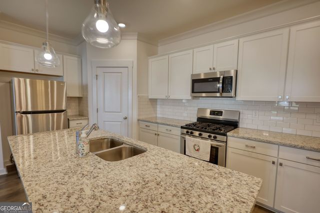 2929 Rambler Drive, Loganville, GA 30052