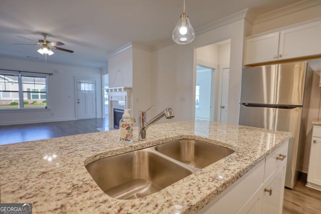 2929 Rambler Drive, Loganville, GA 30052