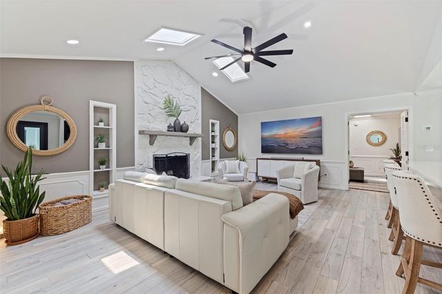 7108 PELICAN ISLAND DRIVE, Tampa, FL 33634