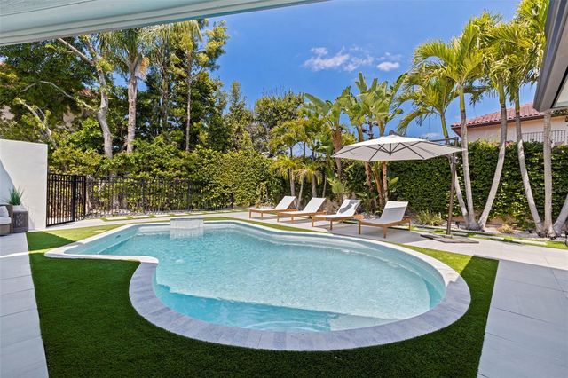 7108 PELICAN ISLAND DRIVE, Tampa, FL 33634