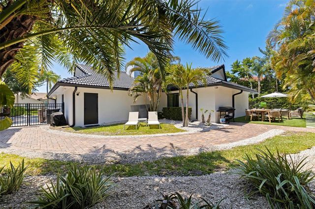 7108 PELICAN ISLAND DRIVE, Tampa, FL 33634