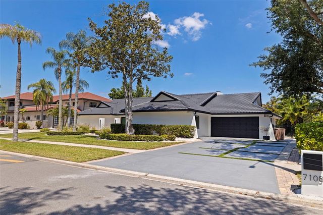 7108 PELICAN ISLAND DRIVE, Tampa, FL 33634