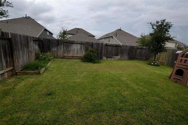 2123 Ethan Drive, Conroe, TX 77301
