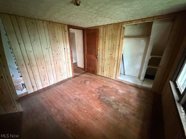950 Silvercrest Avenue, Akron, OH 44314