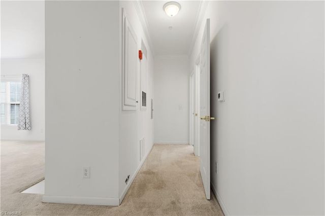 6941 Hanesbrook Circle 204, Clemmons, NC 27012