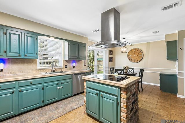 13717 Cedar Ridge Ave, Baton Rouge, LA 70817