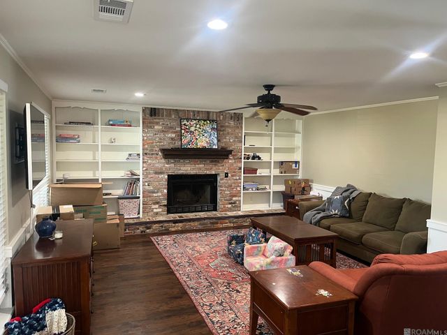 13717 Cedar Ridge Ave, Baton Rouge, LA 70817