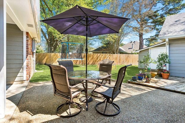 13717 Cedar Ridge Ave, Baton Rouge, LA 70817