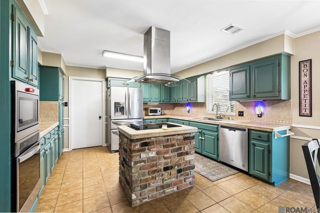 13717 Cedar Ridge Ave, Baton Rouge, LA 70817