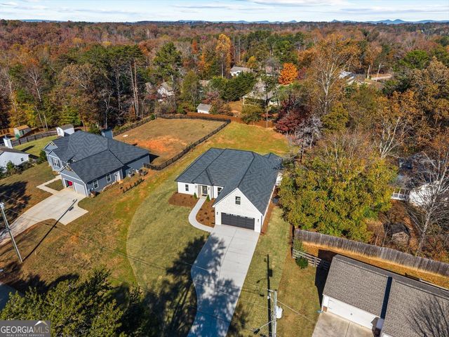 3715 Cameron Circle, Gainesville, GA 30506