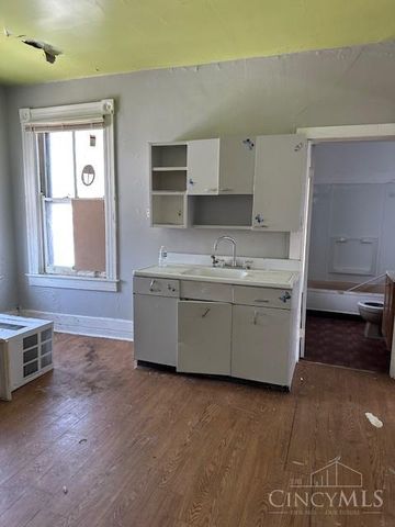 7126 River Road, Cincinnati, OH 45233