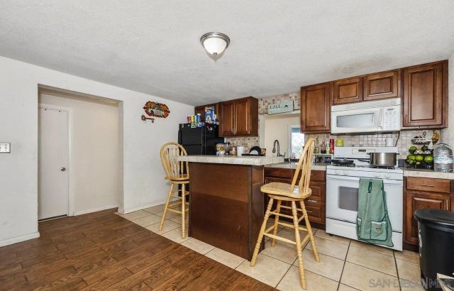 5234 Roswell, San Diego, CA 92114